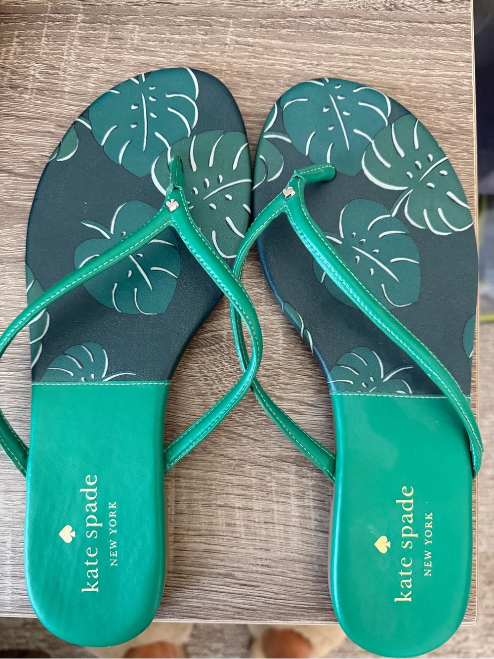 kate spade Green Leaf Print Thong Sandals